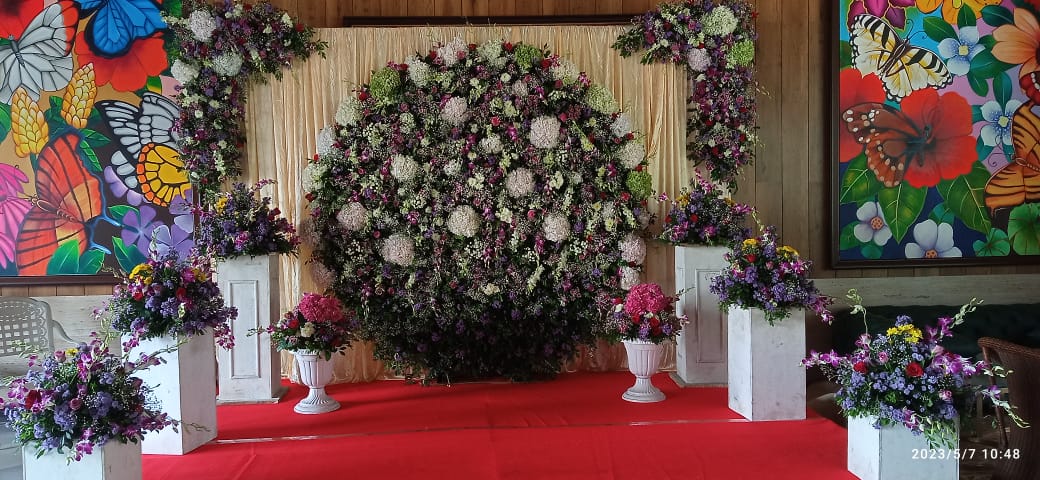 Bed of Flowers Wedding Planner